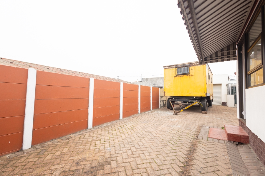 3 Bedroom Property for Sale in Ravensmead Western Cape